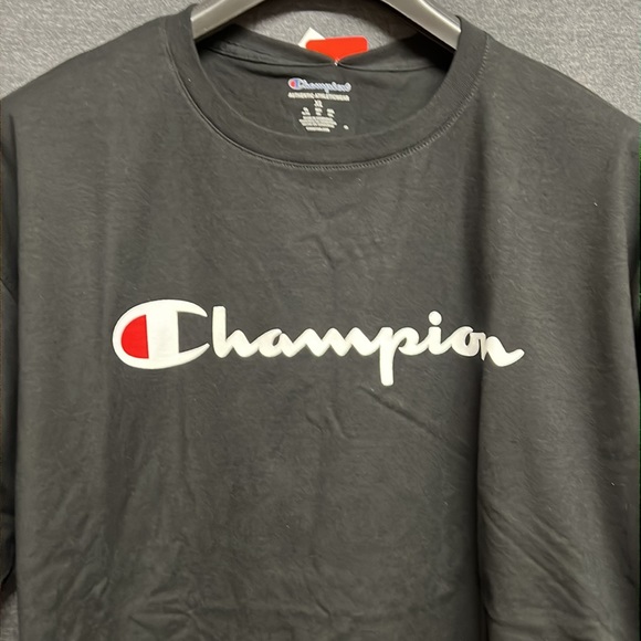 💥3/$15💥NWT - Champion Men’s Short Sleeve Logo Tee Shirt in Black - XL - Picture 7 of 12